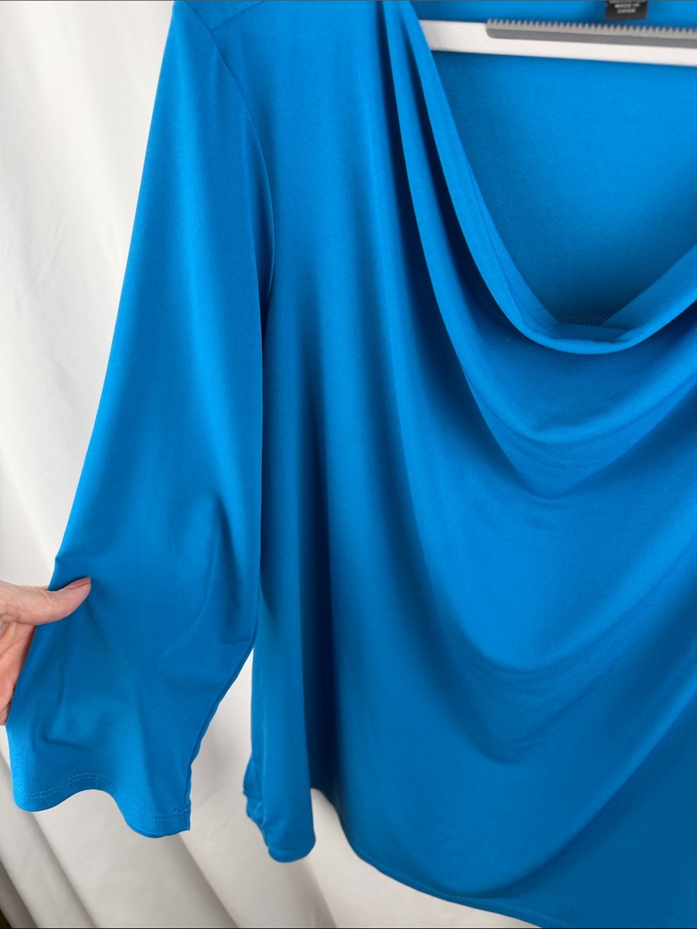 Investments Vibrant Teal Top with Grommet Detail - Picture 5 of 9